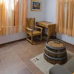 Stari Zoganj - Two Bedroom With Terrace And Swimming Pool Potomje