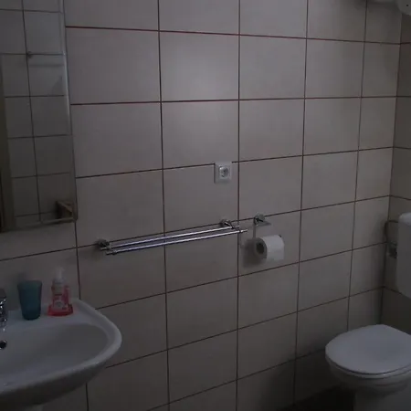 Stari Zoganj - Two Bedroom With Terrace And Swimming Pool *