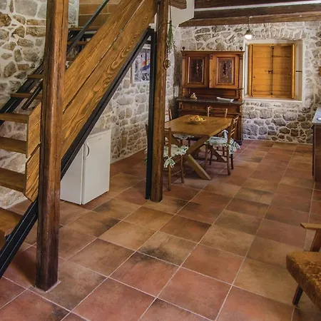 Feriehus Stari Zoganj - Two Bedroom With Terrace And Swimming Pool