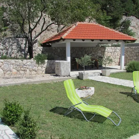 Stari Zoganj - Two Bedroom With Terrace And Swimming Pool Feriehus *