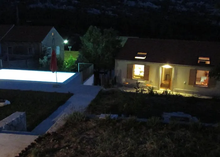 度假居 Stari Zoganj - Two Bedroom With Terrace And Swimming Pool