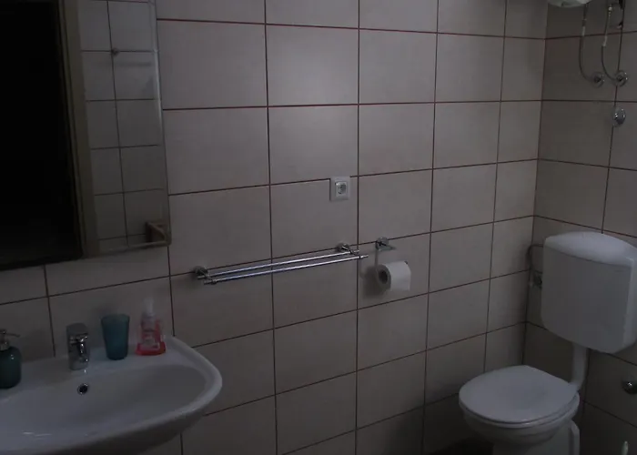 Stari Zoganj - Two Bedroom With Terrace And Swimming Pool *