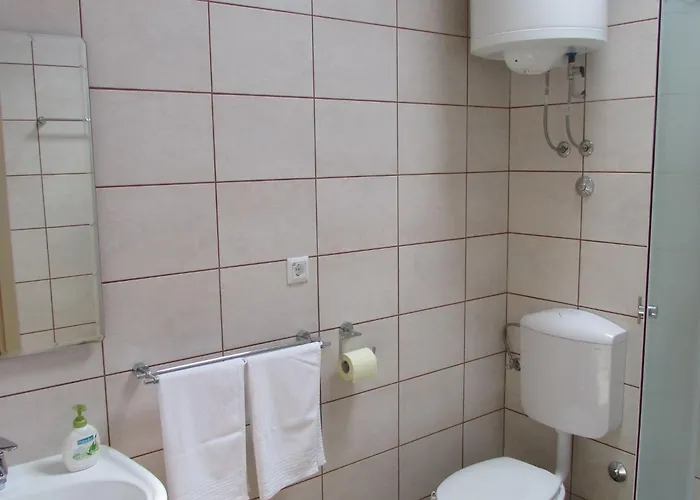 度假居 Stari Zoganj - Two Bedroom With Terrace And Swimming Pool Potomje