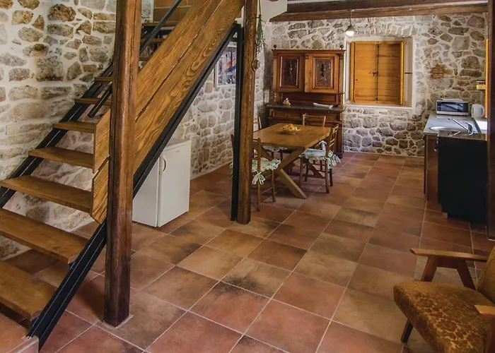 度假居 Stari Zoganj - Two Bedroom With Terrace And Swimming Pool