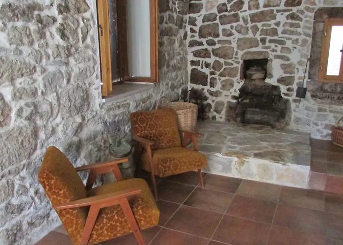 Stari Zoganj - Two Bedroom With Terrace And Swimming Pool * Potomje